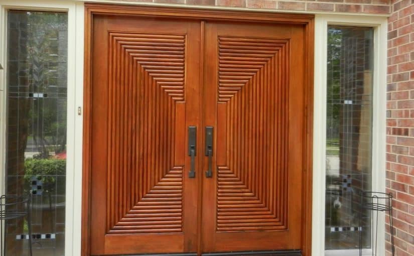 تركيب ابواب و اخشاب في الشارقة