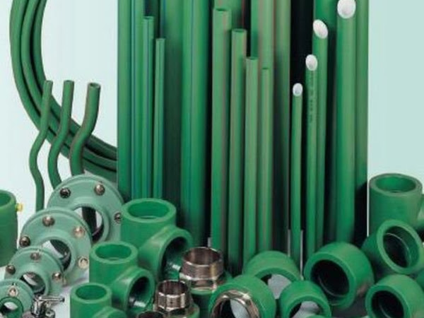 سباك في العين